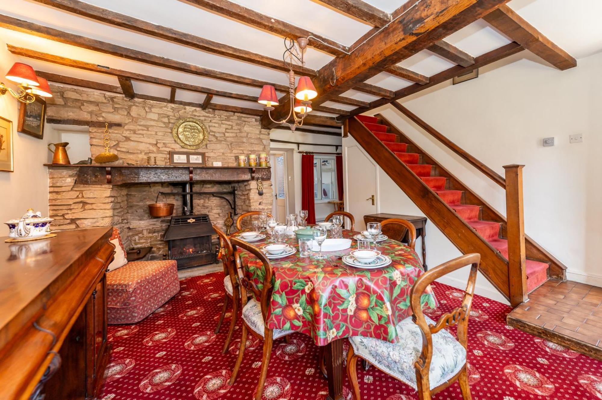 Toad Hall ラドロー エクステリア 写真